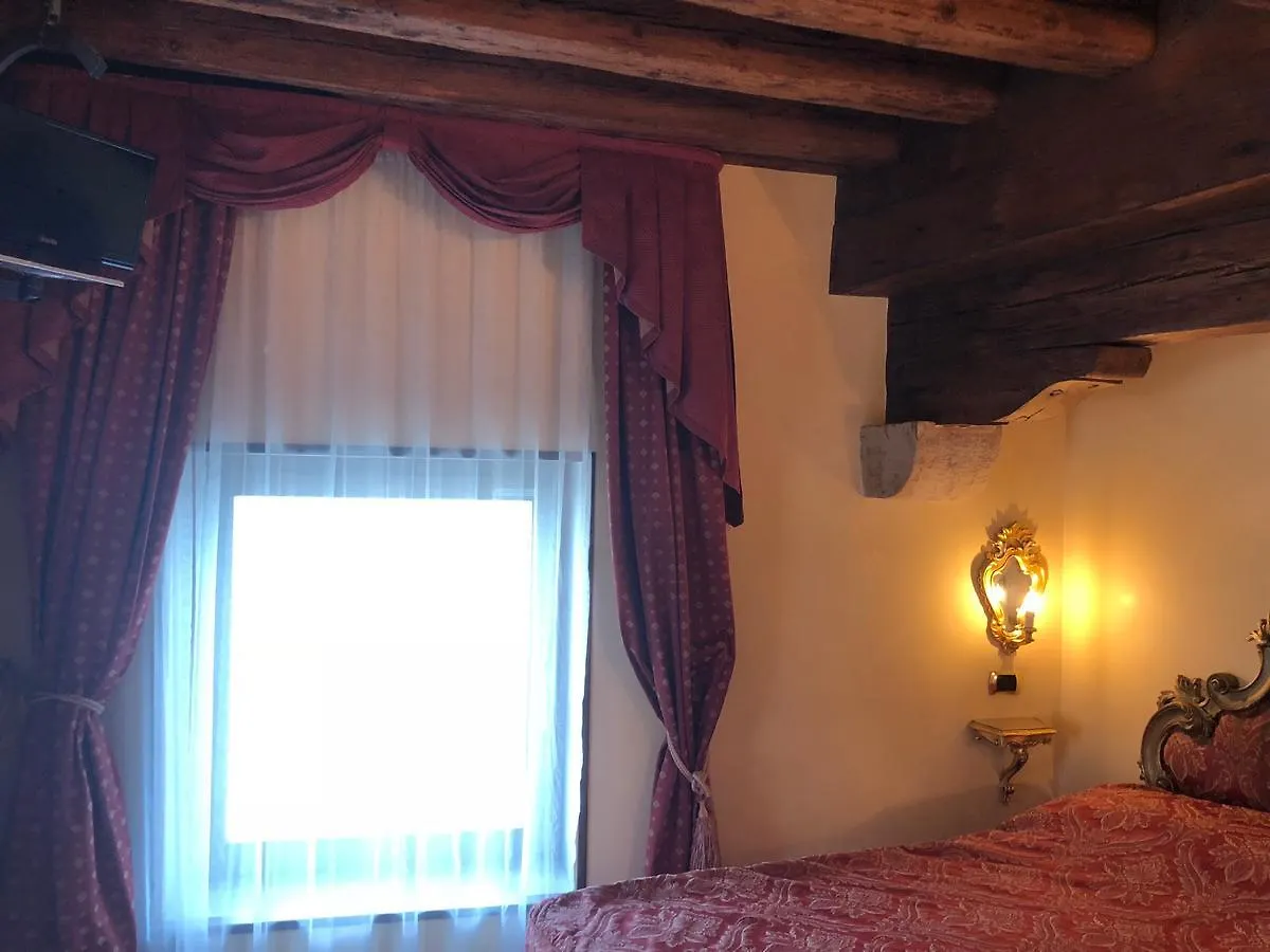 Hotel Vecellio Venice On The Lagoon İtalya
